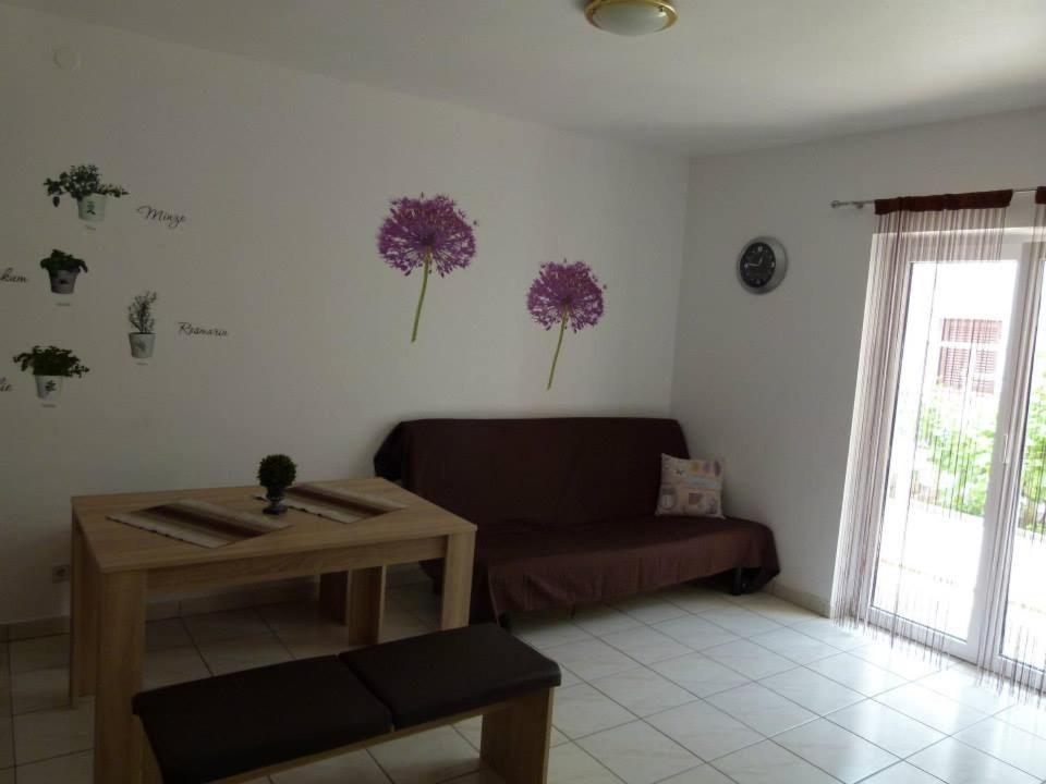 Apartmani Ivanic Vir Luaran gambar