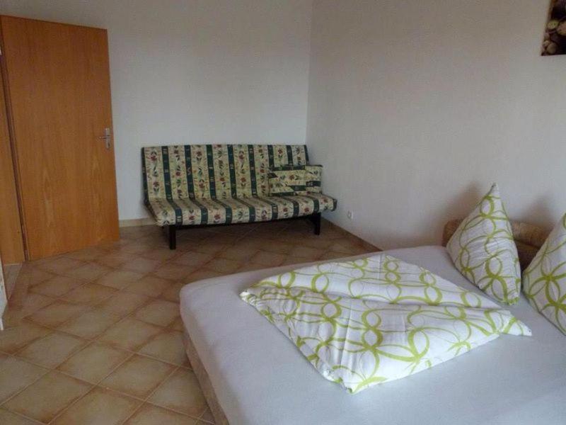 Apartmani Ivanic Vir Luaran gambar