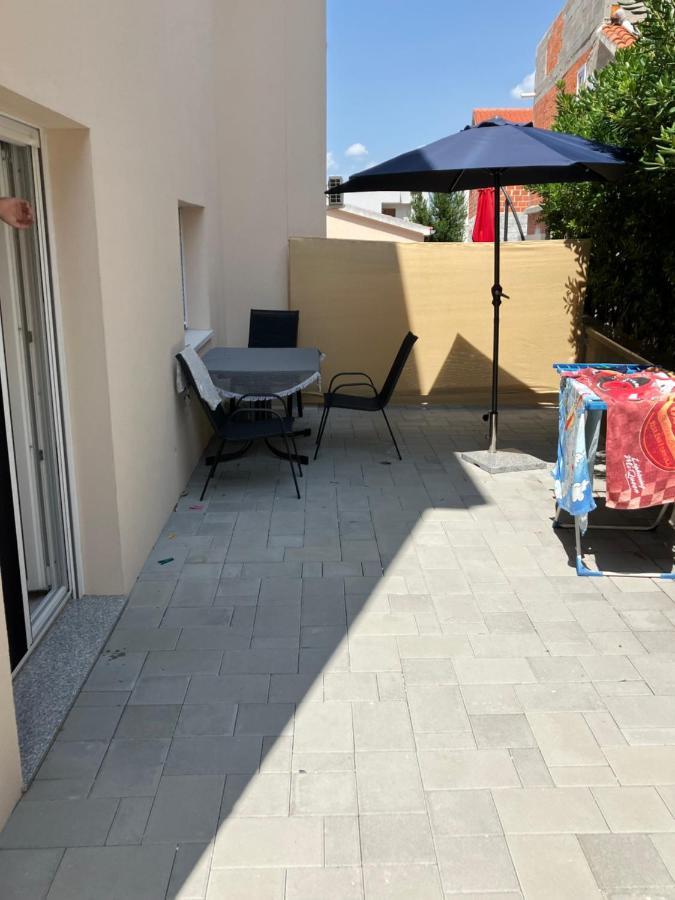 Apartmani Ivanic Vir Luaran gambar