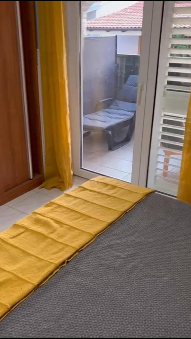 Apartmani Ivanic Vir Luaran gambar